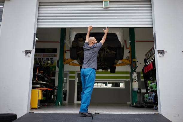 Garage Door Won't Open or Close All The Way
