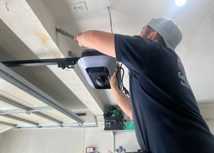Things to Consider When Replacing Your Garage Door Opener